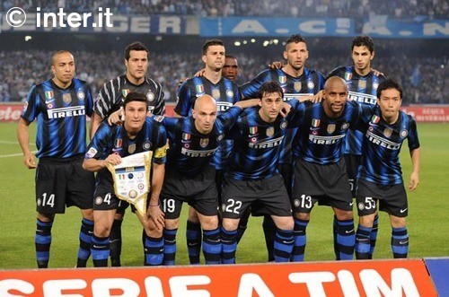 米兰欲用恩昆库换莱万遭巴萨否认（巴萨否认米兰以恩昆库交换莱万的传闻）