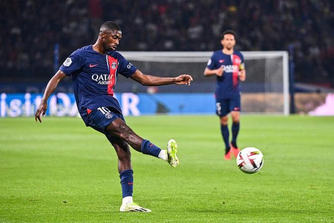 顽强！切尔西队史第四次英超作客半场两球落后仍保持不败（韧性十足！切尔西英超客场半场落后两球仍不败，队史第4次）