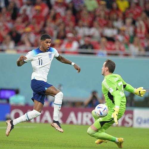 英超前瞻：诺丁汉森林3连胜状态火热，布莱顿3轮不败丢1球（英超前瞻：诺丁汉森林豪取三连胜气势如虹，布莱顿近三轮不败仅失一球）