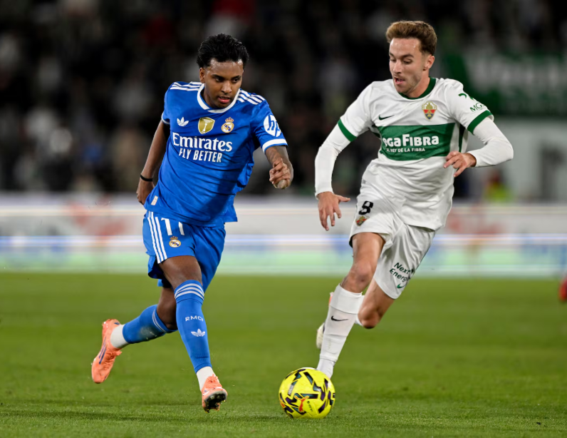 官方：马科斯-略伦特大腿肌肉撕裂，将缺席与国米的欧冠比赛（官方确认：马科斯-略伦特大腿肌肉撕裂，缺席欧冠对阵国米）