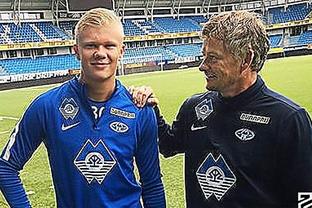 博主透露：塞鸟踢完亚冠将返回巴西，达万已经返回巴西治伤了