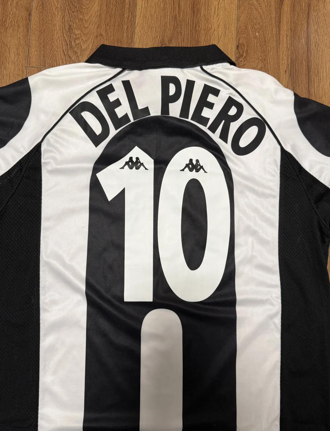 神锋，帕罗特11月2场世预赛打入5球帮助爱尔兰挺进附加赛