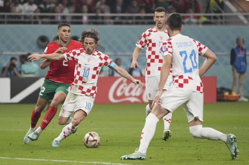 CBA球队战绩分析及焦点对决回顾（CBA各队战绩盘点与重磅对决回顾）