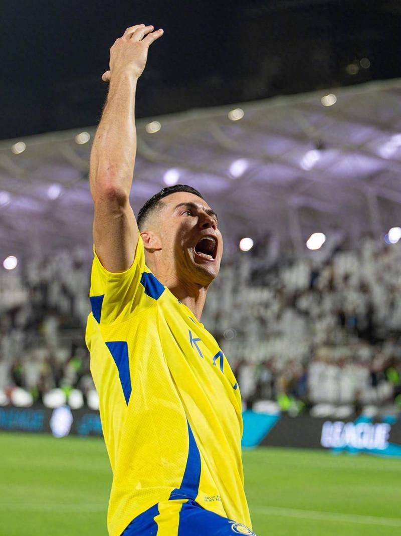 勒沃库森6-0大胜海登海姆，希克、马扎分别双响，波库传射（勒沃库森6比0横扫海登海姆，希克、马扎双响，波库传射建功）