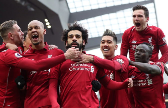 一场5-3逆转，让巴萨甩开2大争冠对手！创造历史：加冕西甲第3队