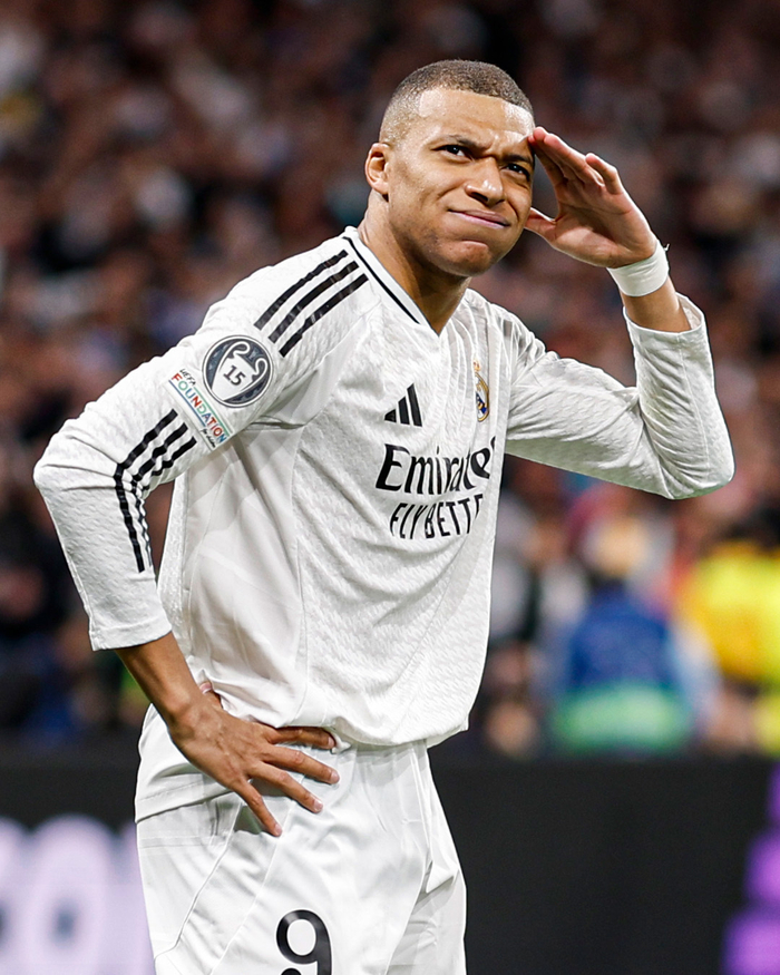 官方：名古屋鲸鱼外援前锋容克赛季结束后合同到期离队（名古屋鲸鱼官宣：外援前锋容克赛季末合同到期将离队）