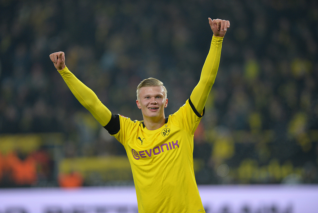 湘超张珈玮：王新欣指导是我的伯乐；湖南足球的氛围其实很好（湘超球员张珈玮：感谢王新欣指导提携，湖南足球氛围很不错）